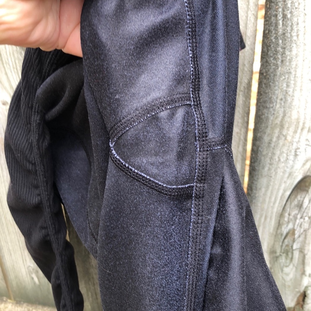ALO Yoga Black Gypset Goddess Butterfly Leggings: Size Small - Picture 7 of 16